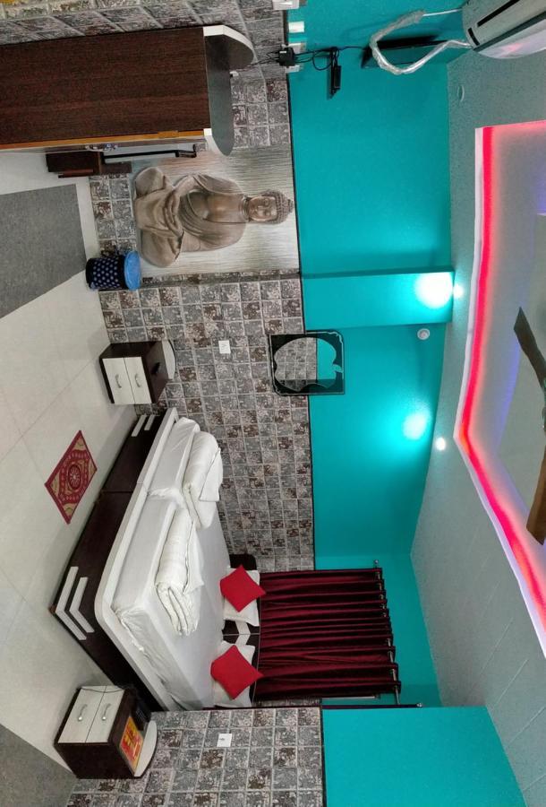 Hotel Bachchan Palace Varanasi Luaran gambar