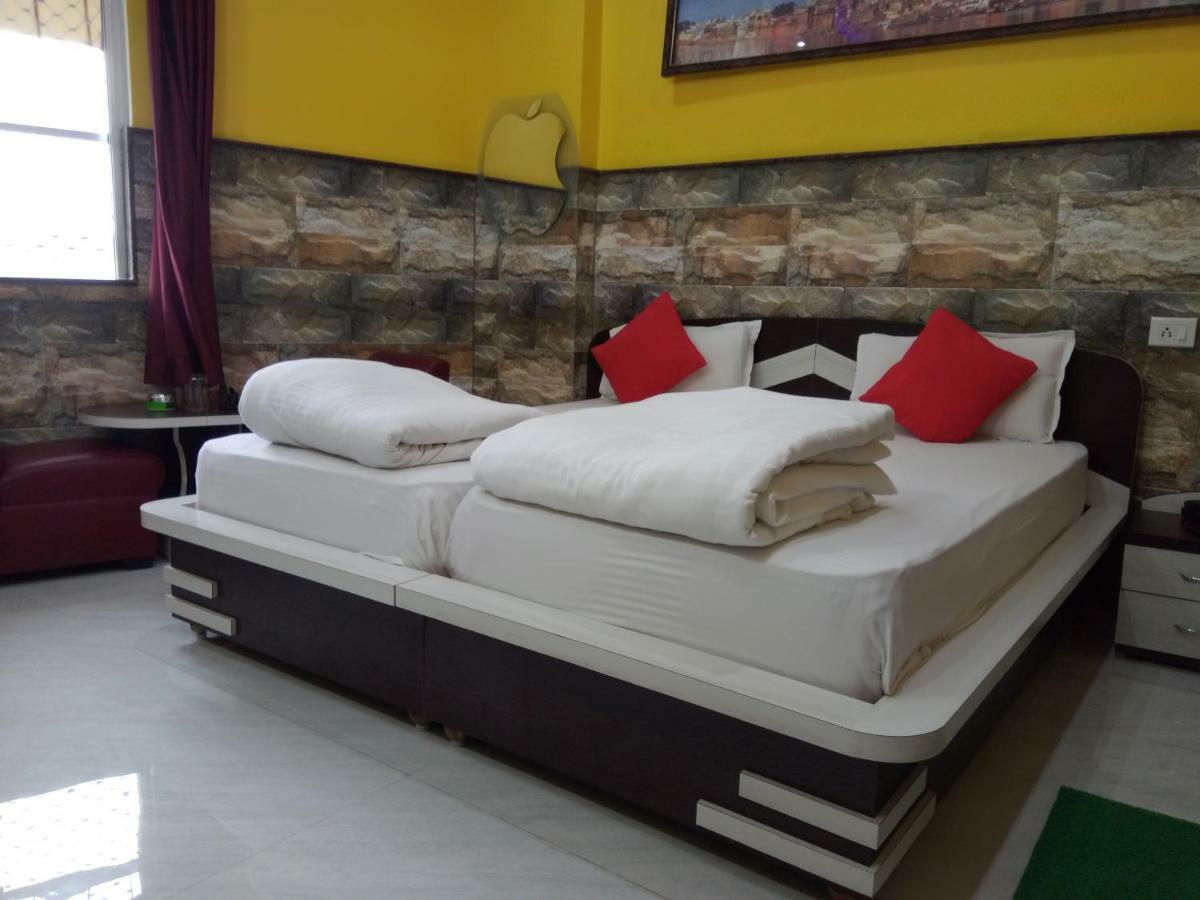 Hotel Bachchan Palace Varanasi Luaran gambar